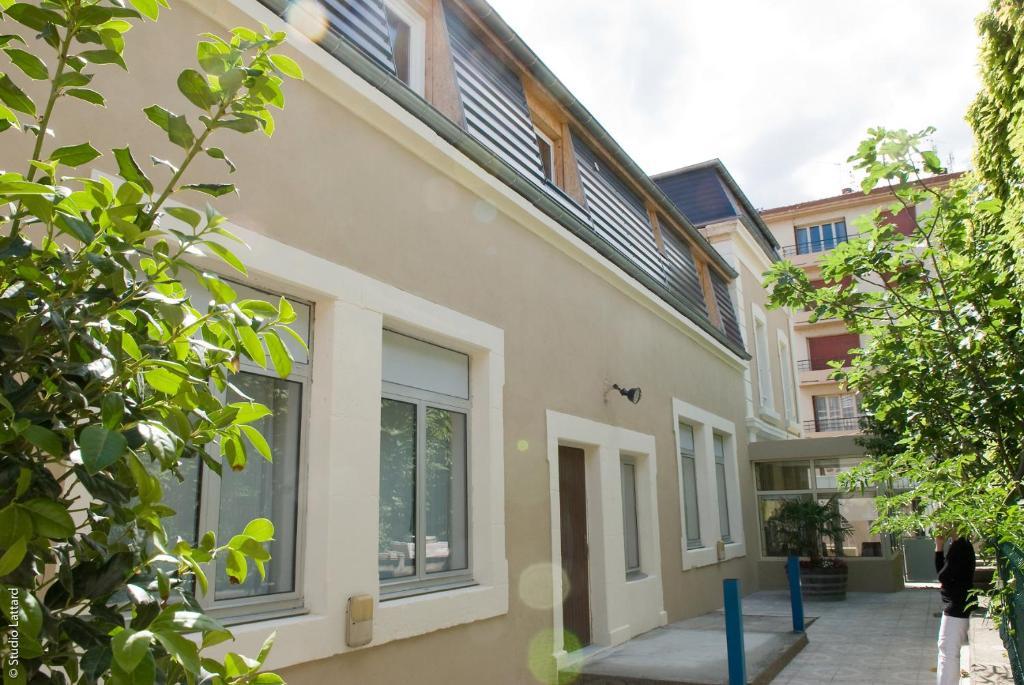 Hotel Le Castel Tain-lʼHermitage Zewnętrze zdjęcie